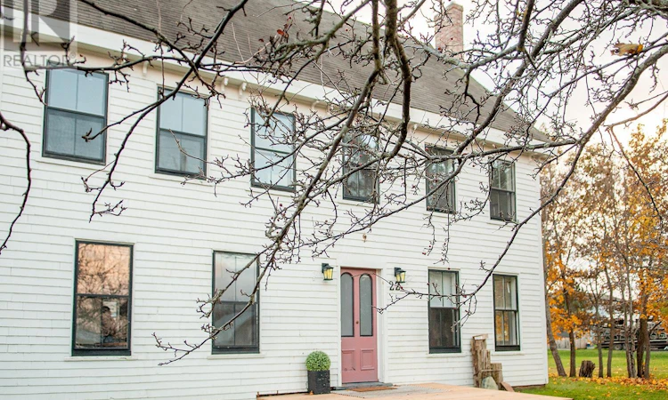 22 Richmond Street