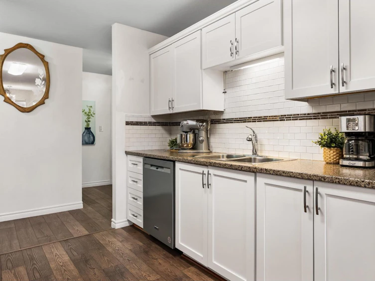 201-46966 East Yale Chilliwack Proper Road, Chilliwack, BC, V2P 2S7 - 14