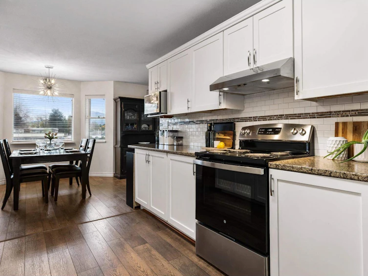 201-46966 East Yale Chilliwack Proper Road, Chilliwack, BC, V2P 2S7 - 2