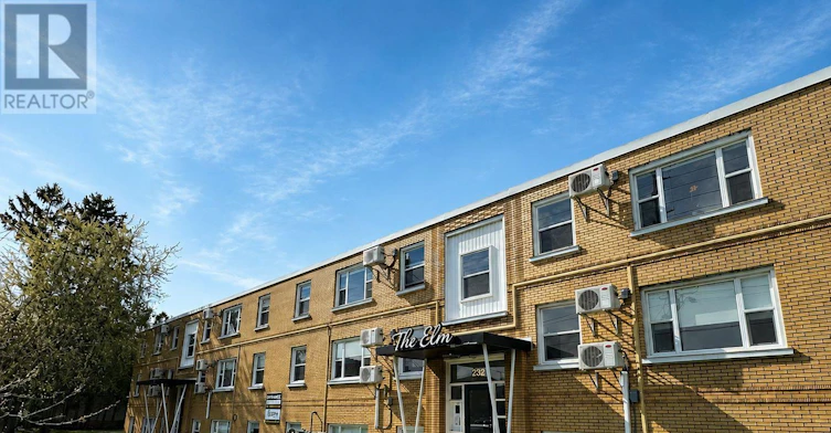 11-232 Elm Street, St. Thomas, ON, N5R 1J5 - 2