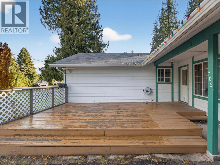 705 Spruce Street, Sicamous, BC, V0E 2V0 - 50