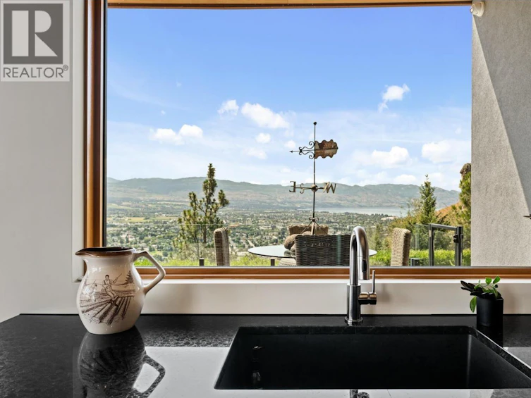 733 Forestridge Lane, Kelowna, BC, V6E 0C5 - 23