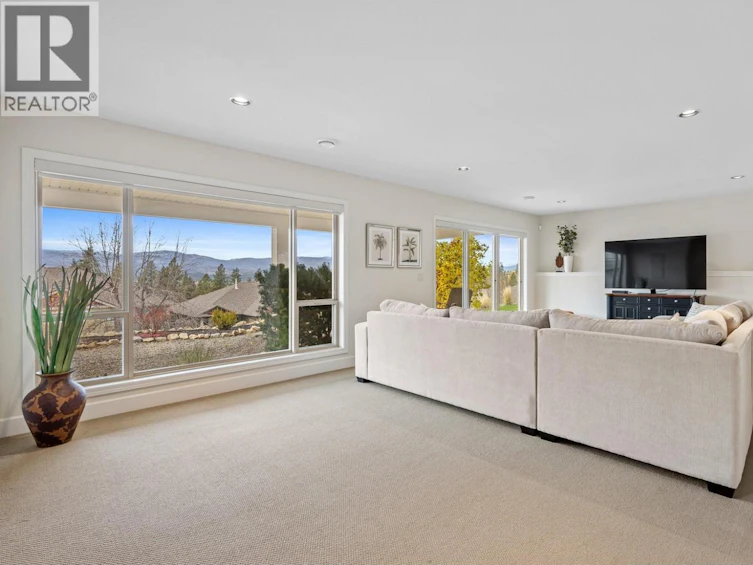 3492 Camelback Drive, Kelowna, BC, V1X 8A7 - 34