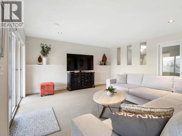 3492 Camelback Drive, Kelowna, BC, V1X 8A7 - 37