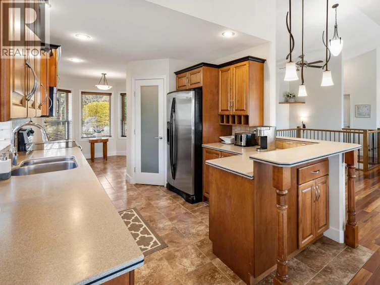 3492 Camelback Drive, Kelowna, BC, V1X 8A7 - 14