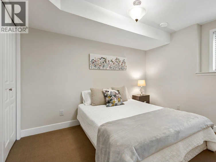 3492 Camelback Drive, Kelowna, BC, V1X 8A7 - 44
