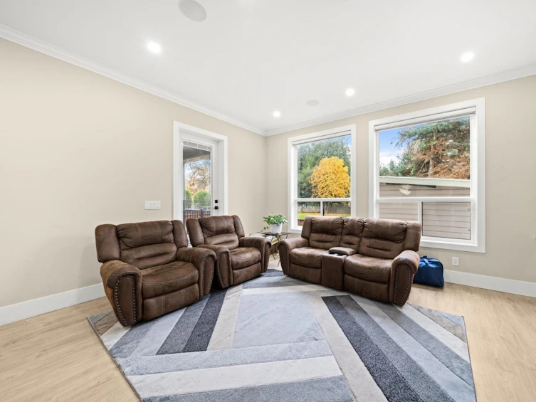 33682 Busby Road, Abbotsford, BC, V2S 1V2 - 14