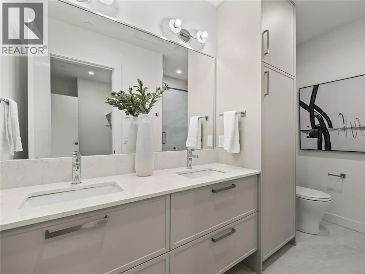 902-3340 Lakeshore Road, Kelowna, BC, V1W 0H6 - 44