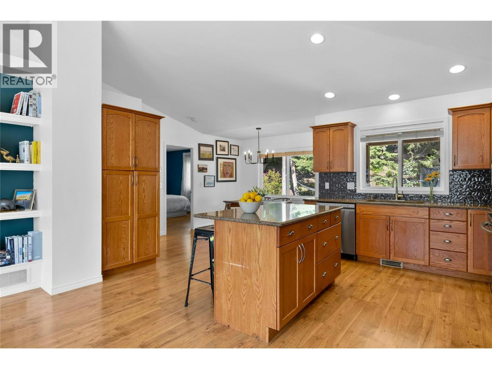 1474 Rose Meadow Drive, West Kelowna, BC, V1Z 4A3 - 9