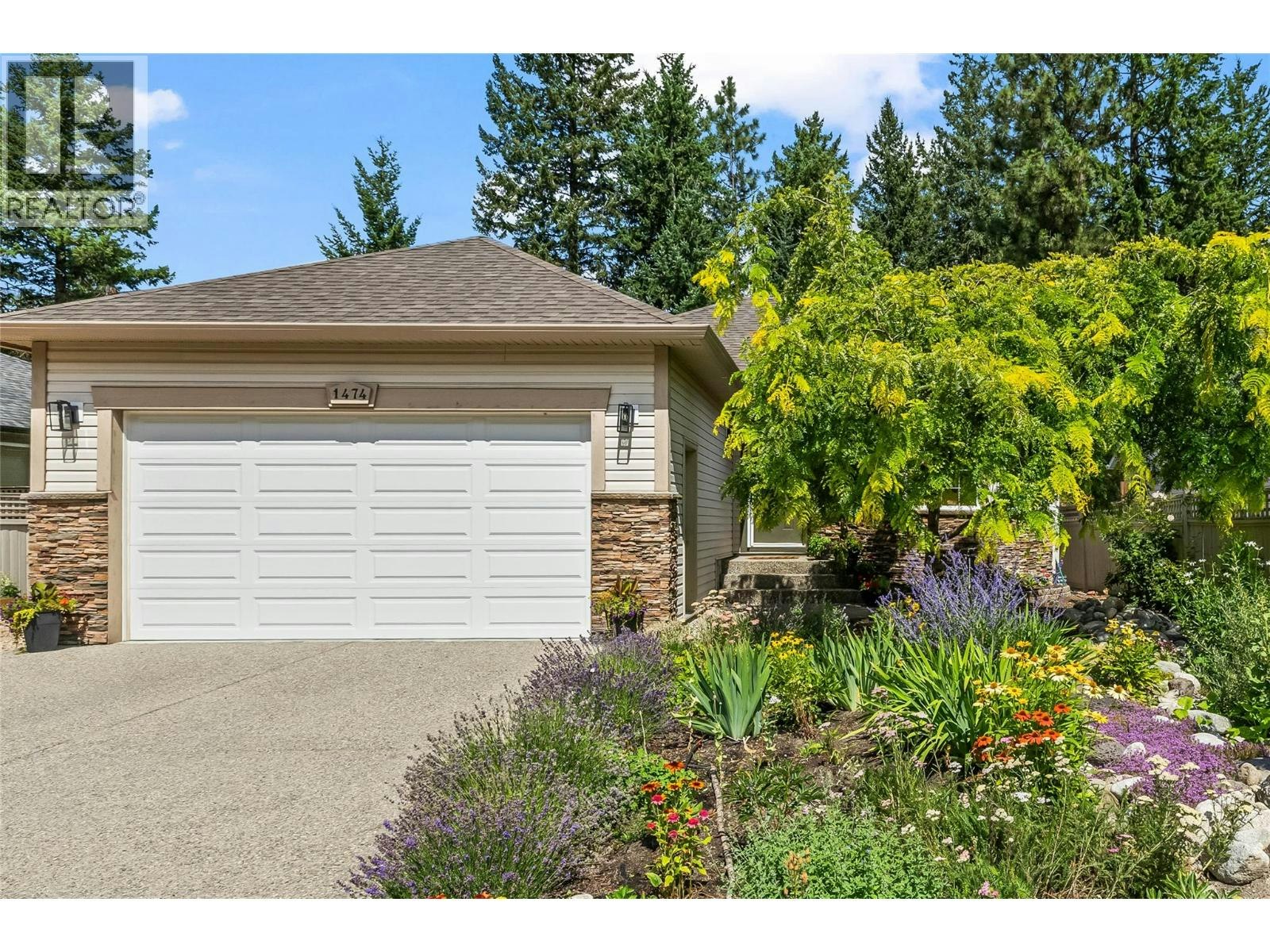 1474 Rose Meadow Drive, West Kelowna, BC, V1Z 4A3 - 2