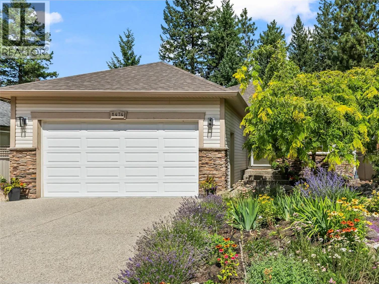1474 Rose Meadow Drive, West Kelowna, BC, V1Z 4A3 - 2