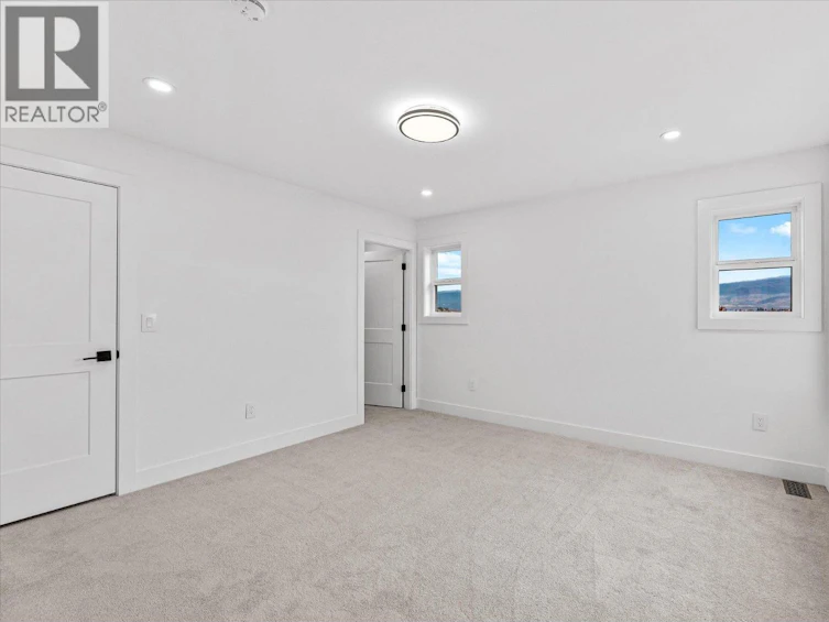 1818 Crosby Road, Kelowna, BC, V1V 1T4 - 39