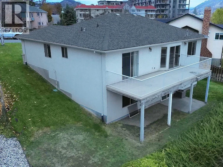 1507 Alta Vista Road, Kelowna, BC, V1Y 6K9 - 3