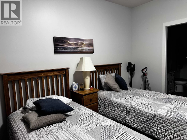 382 Sandhill Crescent, 100 Mile House, BC, V0K 2E0 - 11