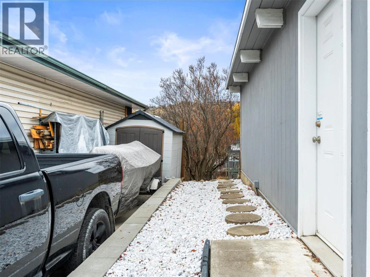 12003 Kidston Road, Coldstream, BC, V1B 1S7 - 41