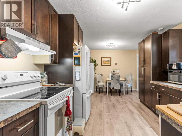 12003 Kidston Road, Coldstream, BC, V1B 1S7 - 8