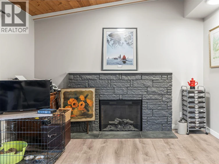 12003 Kidston Road, Coldstream, BC, V1B 1S7 - 4