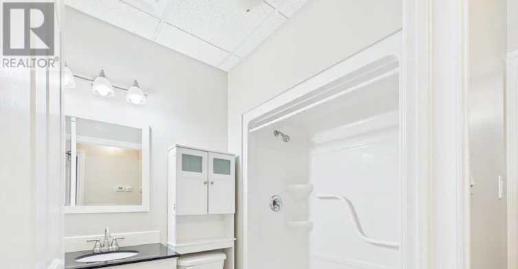 2-807 Queen Street, Kincardine, ON, N2Z 2Y2 - 15
