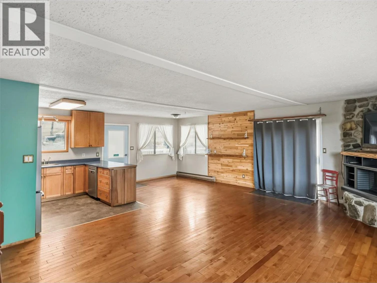 1414 Kelly Road, Bridesville, BC, V0H 1B0 - 7