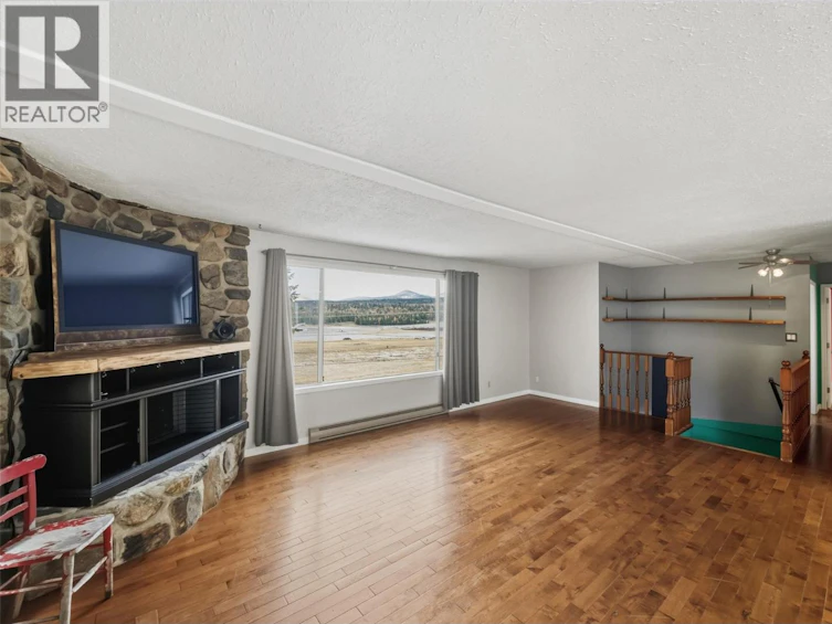1414 Kelly Road, Bridesville, BC, V0H 1B0 - 4