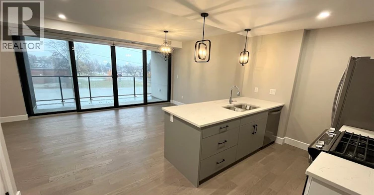 305-140 Main East, Kingsville, ON, N9Y 1A6 - 11
