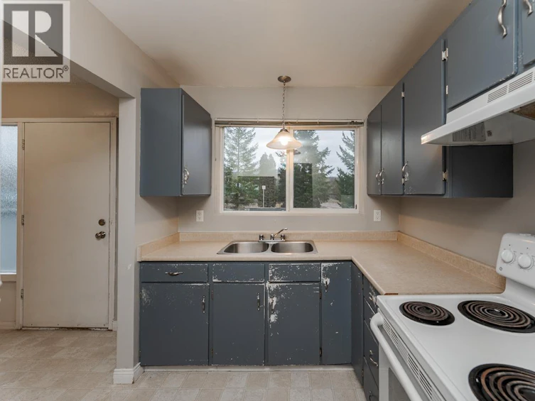 109-4045 1st Avenue, Prince George, BC, V2M 4N2 - 10