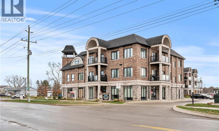 308-2605 Binbrook Road