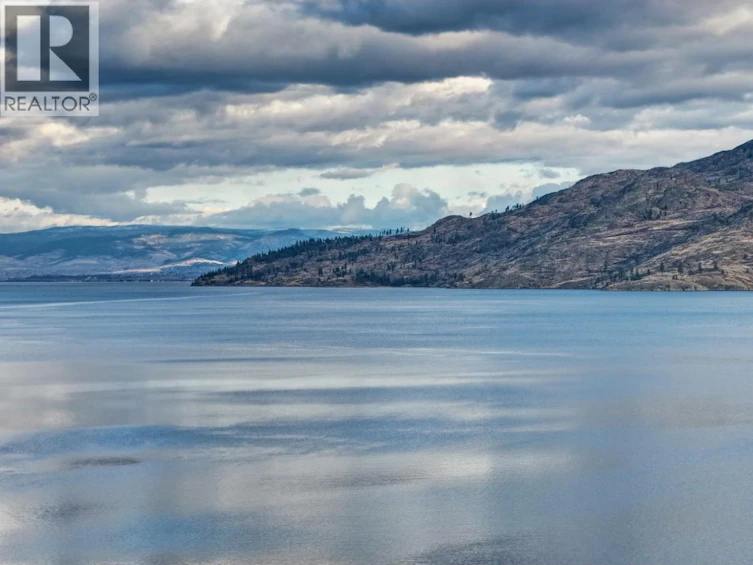 6705 S 97 Highway, Peachland, BC, V0H 1X9 - 18