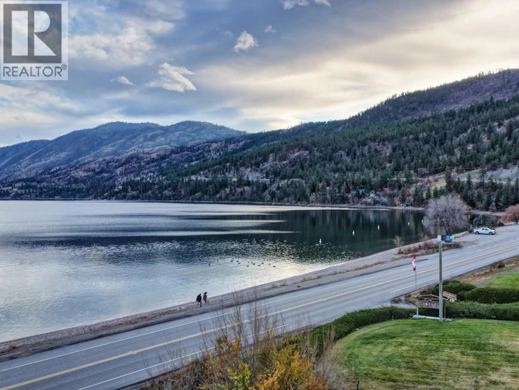 6705 S 97 Highway, Peachland, BC, V0H 1X9 - 16