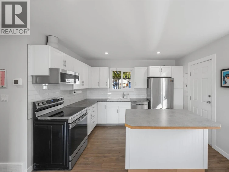789 Toronto Avenue, Penticton, BC, V2A 2P8 - 4