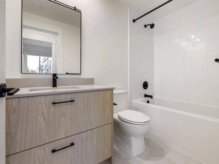 302-27218 Aldergrove Town Centre Drive, Langley, BC, V4W 0E4 - 21
