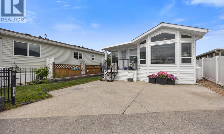 313-415 Commonwealth Road