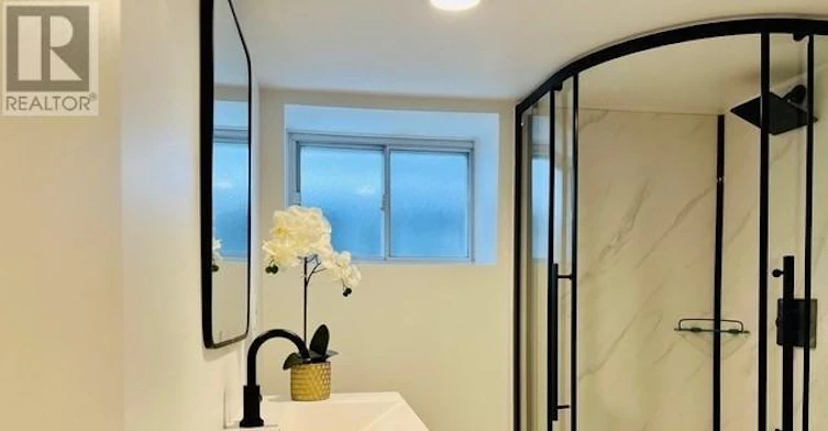BSMT-27 Oakview Avenue, Toronto, ON, M6P 3J3 - 8