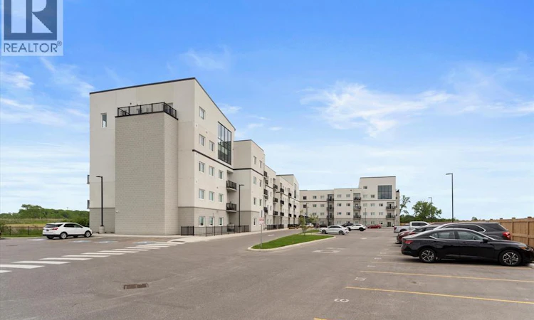 312-1900 6th Concession Road