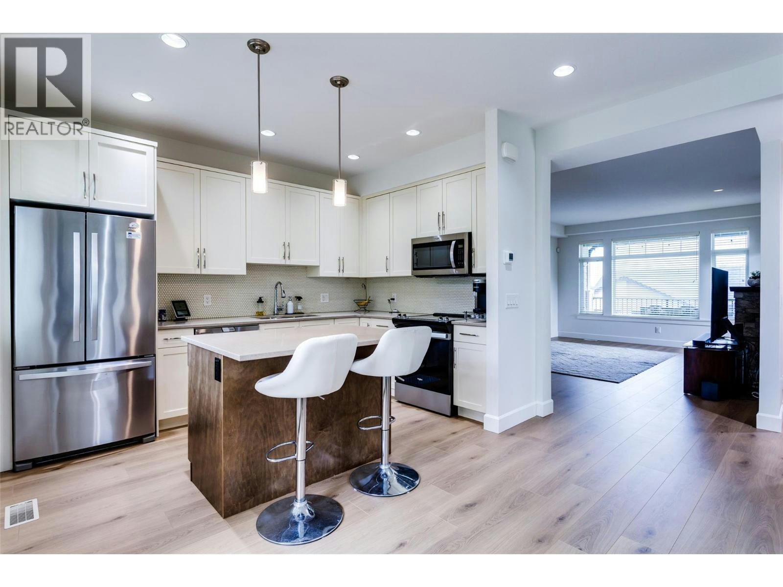 12875 Lake Hill Lane, Lake Country, BC, V4V 2S9