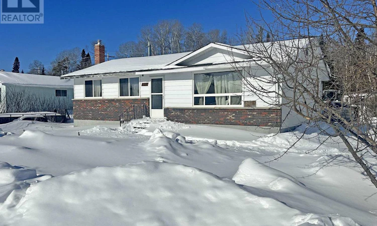 124 Highland Crescent
