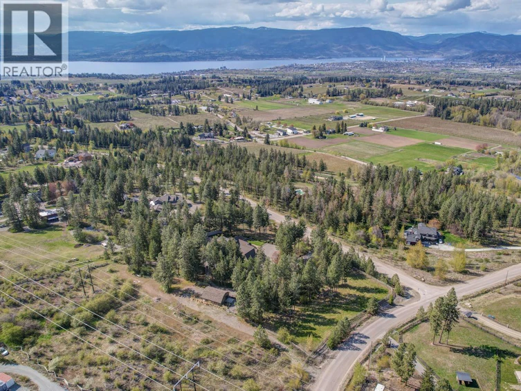2957 Harvard Road, Kelowna, BC, V1W 4C2 - 55