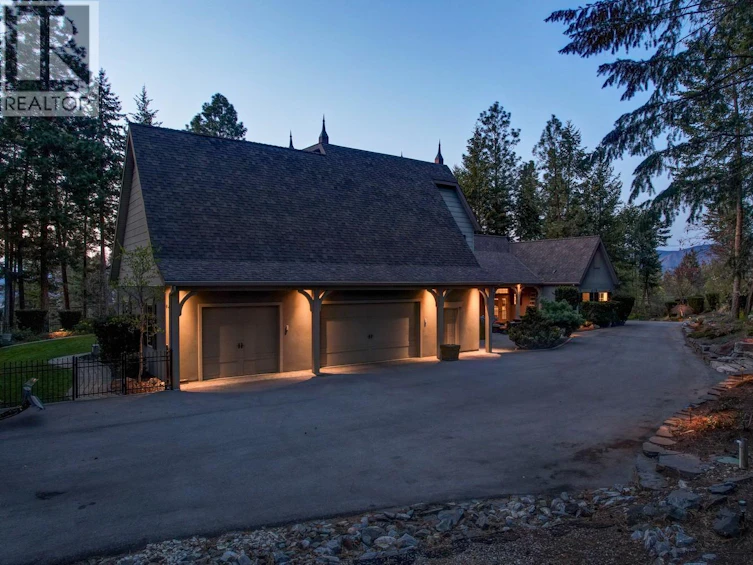 2957 Harvard Road, Kelowna, BC, V1W 4C2 - 11
