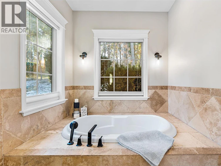 2957 Harvard Road, Kelowna, BC, V1W 4C2 - 32