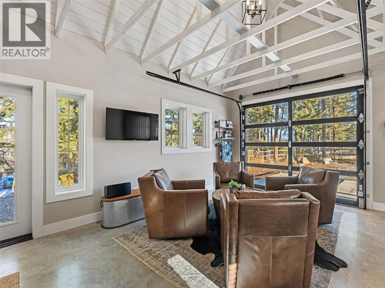 2957 Harvard Road, Kelowna, BC, V1W 4C2 - 45