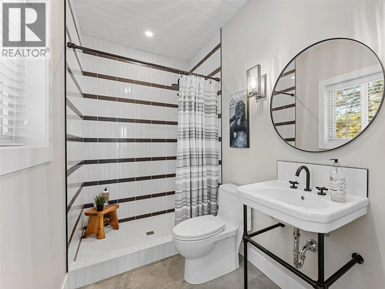 2957 Harvard Road, Kelowna, BC, V1W 4C2 - 48