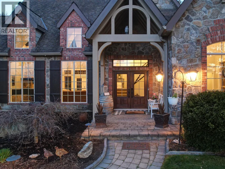 2957 Harvard Road, Kelowna, BC, V1W 4C2 - 12