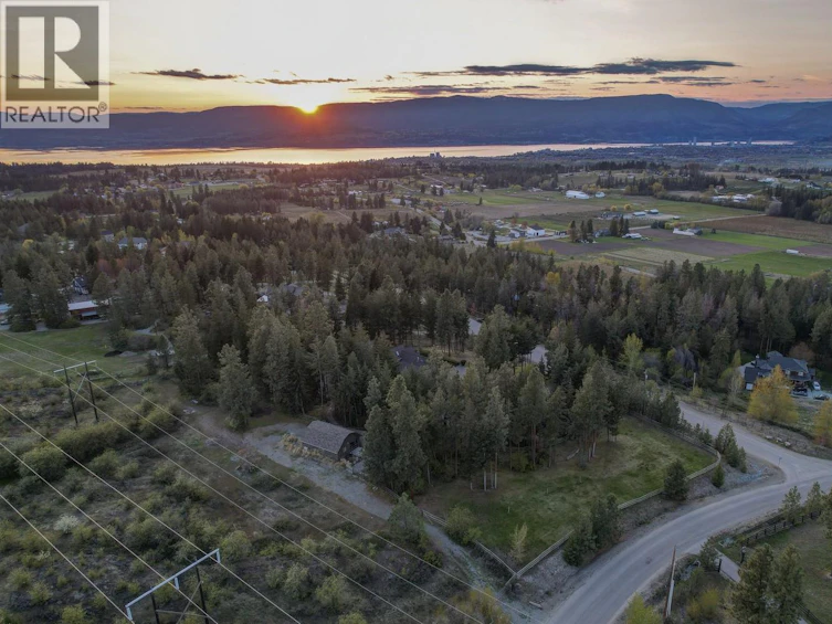 2957 Harvard Road, Kelowna, BC, V1W 4C2 - 57