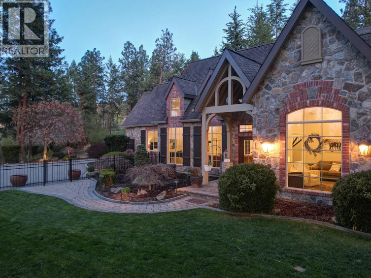 2957 Harvard Road, Kelowna, BC, V1W 4C2 - 9