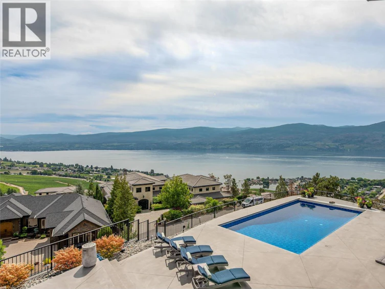 1520 Vineyard Drive, West Kelowna, BC, V4T 2Y7 - 4