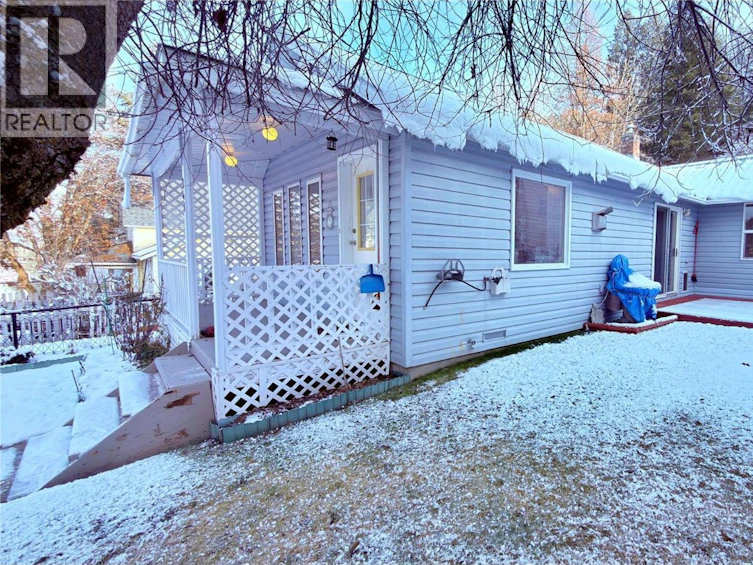 264 Long Lake Road, Greenwood, BC, V0H 1J0 - 5