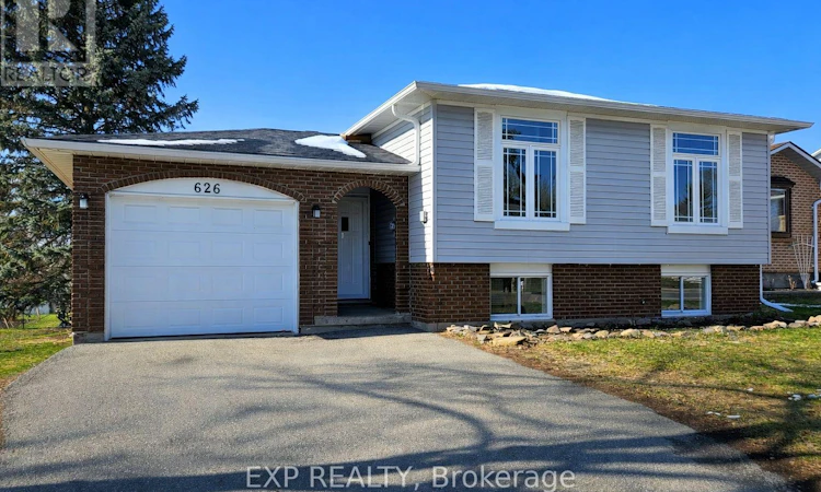 626 Laurier Boulevard