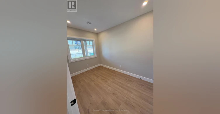 323 Arthur Street, Wellington North, ON, N0G 2L3 - 12