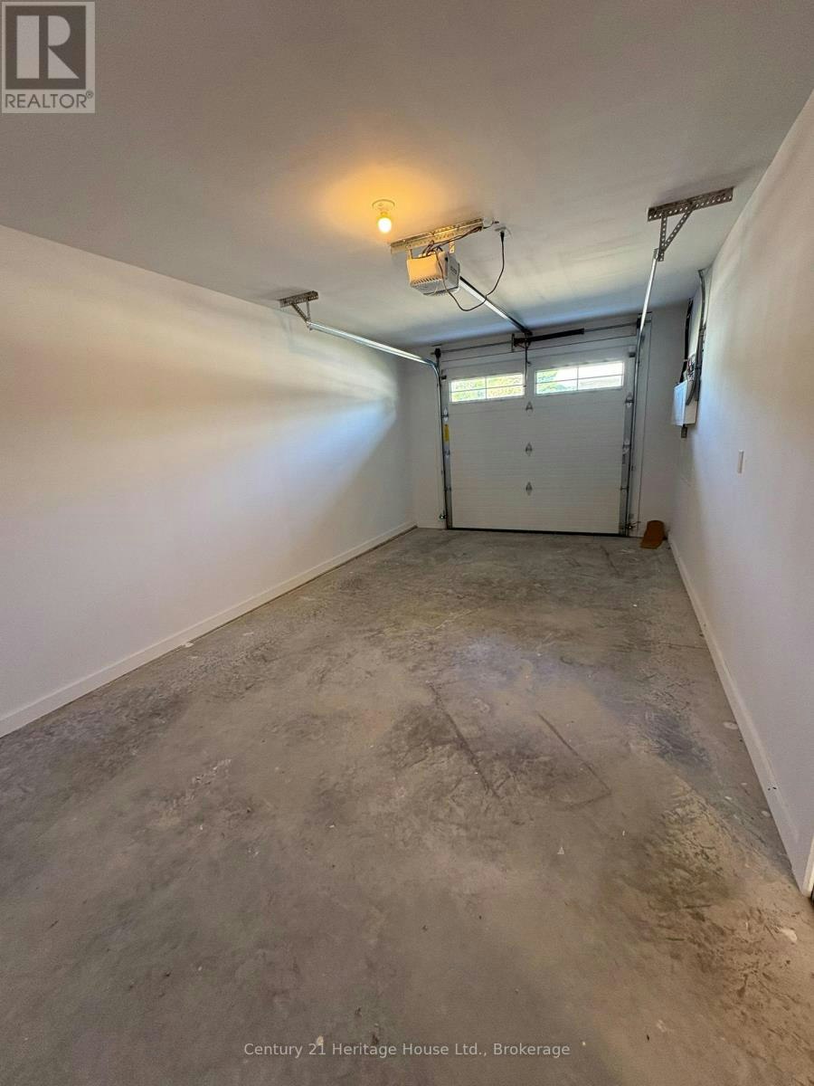 323 Arthur Street, Wellington North, ON, N0G 2L3 - 14