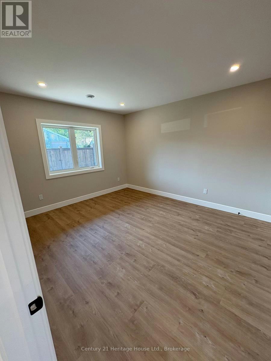 323 Arthur Street, Wellington North, ON, N0G 2L3 - 13